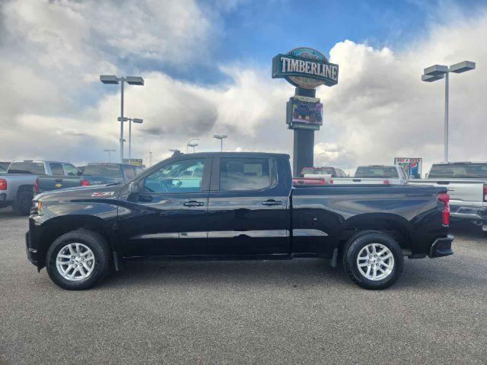 2020 Black /Jet Black, leather Chevrolet Silverado 1500 RST Crew Cab 4WD (1GCUYEEL3LZ) with an 6.2L V8 OHV 16V engine, Automatic transmission, located at 1235 N Woodruff Ave., Idaho Falls, 83401, (208) 523-1053, 43.507172, -112.000488 - 6.2L V8 Chevy half ton crew cab with a 6.5 foot bed. Low miles, black leather interior. This truck is in great condition inside and out! It is completely stock with zero modifications. This pick up is a must see! Come in today and check it out! At timberline Auto it is always easy to find a great d - Photo #2