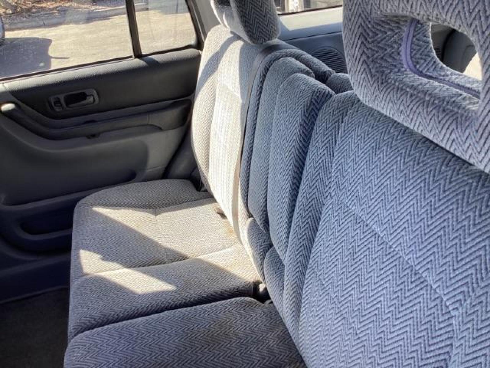 1997 BLUE /CLOTH Honda CR-V Base (JHLRD185XVC) with an 2.0L L4 DOHC 16V engine, 4-Speed Automatic transmission, located at 1235 N Woodruff Ave., Idaho Falls, 83401, (208) 523-1053, 43.507172, -112.000488 - The 1997 Honda CR-V Base model came with a range of standard features for its time. Here are some of the key features: Engine: The 1997 CR-V Base model was equipped with a 2.0-liter inline-four engine, producing around 126 horsepower and 133 lb-ft of torque. Transmission: Most CR-V Base models cam - Photo #15